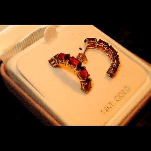 14k yellow gold garnet earrings